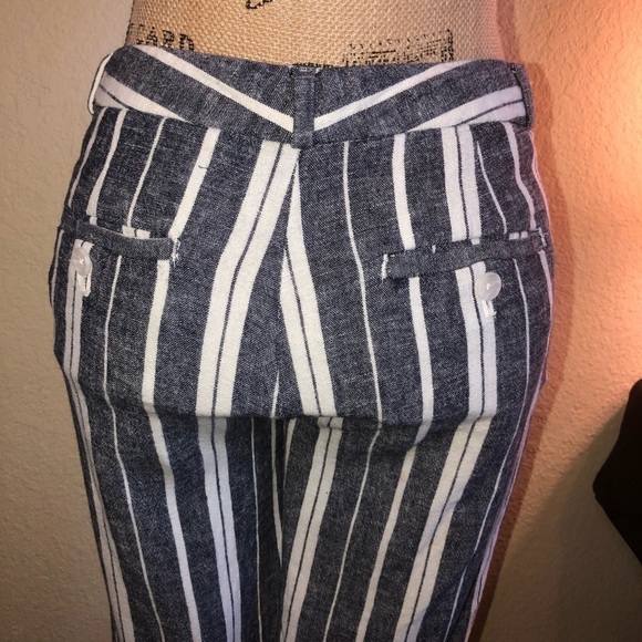 Banana Republic Avery Striped Linen Blue & White Striped Pants Size 2 - Picture 6 of 7